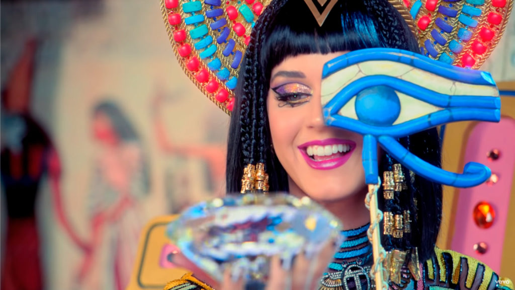 Music video by Katy Perry performing Dark Horse